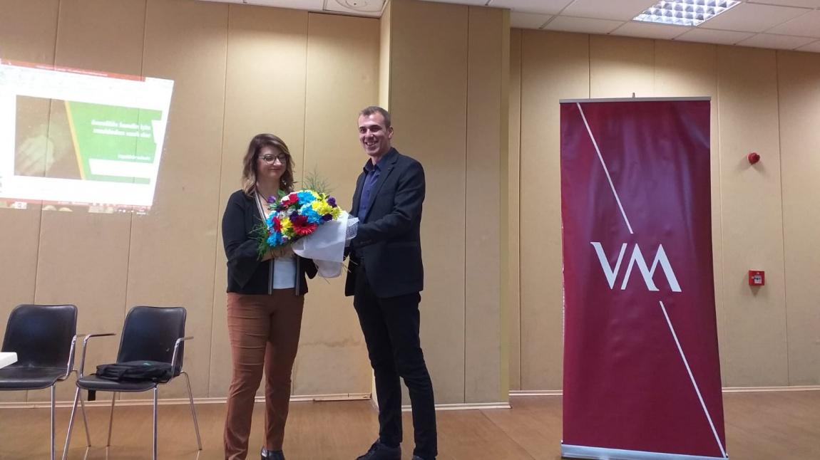 Kocaeli VM Medical Park Hastanesi tarafından Madde bağımlılığı sebepleri ve olumsuz sonuçları  hakkında bilgilendirme semineri yapıldı.